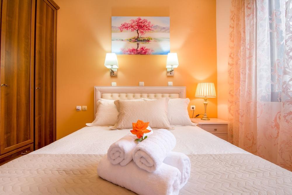 Casa Leone Suites Stalós Eksteriør bilde