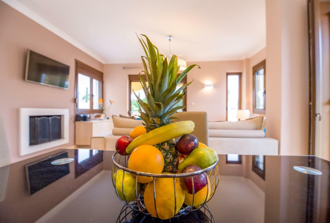 Casa Leone Suites Stalós Eksteriør bilde