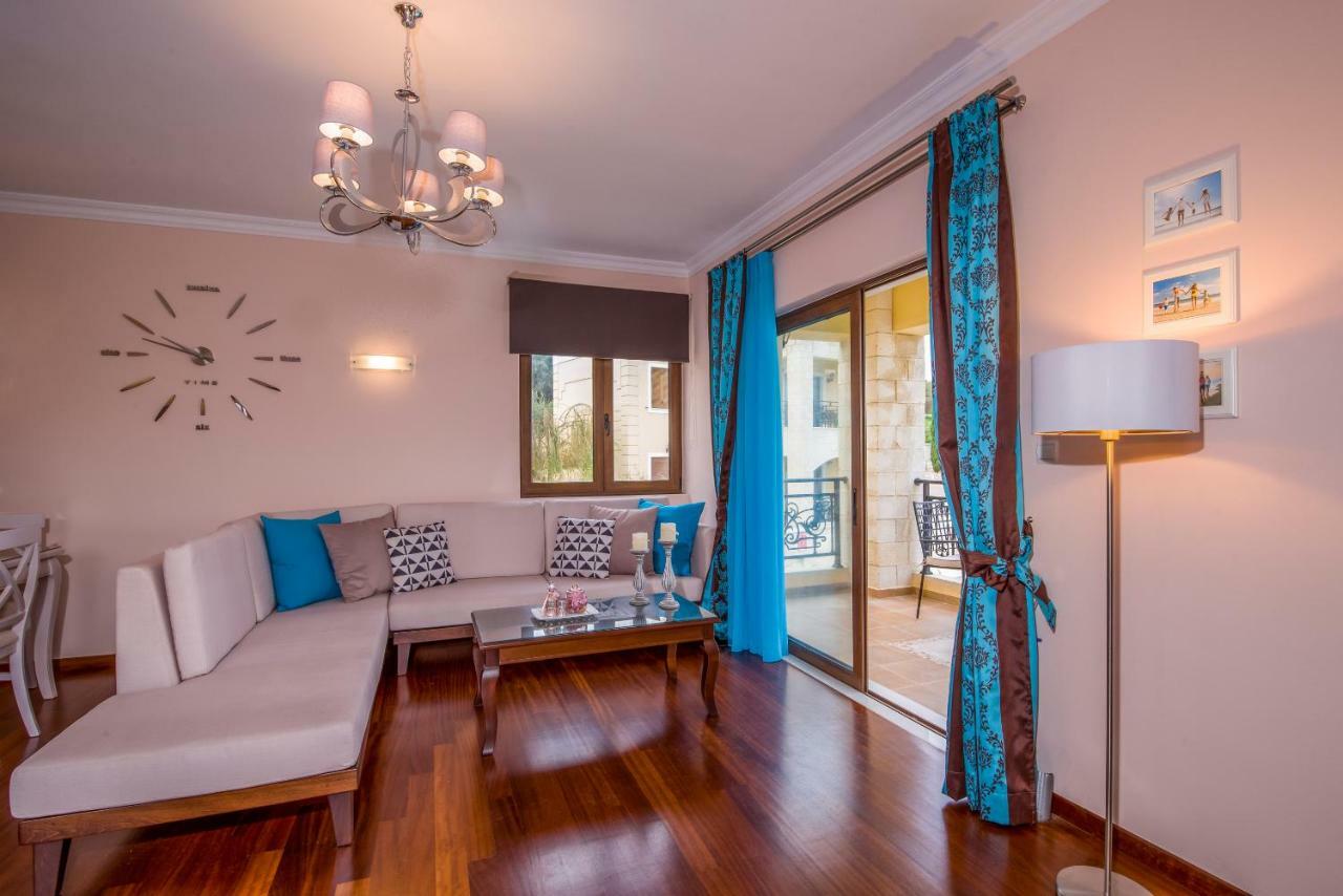 Casa Leone Suites Stalós Eksteriør bilde
