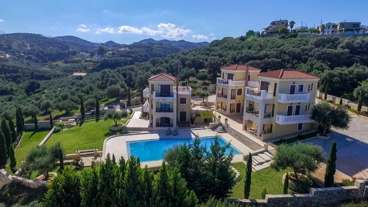 Casa Leone Suites Stalós Eksteriør bilde