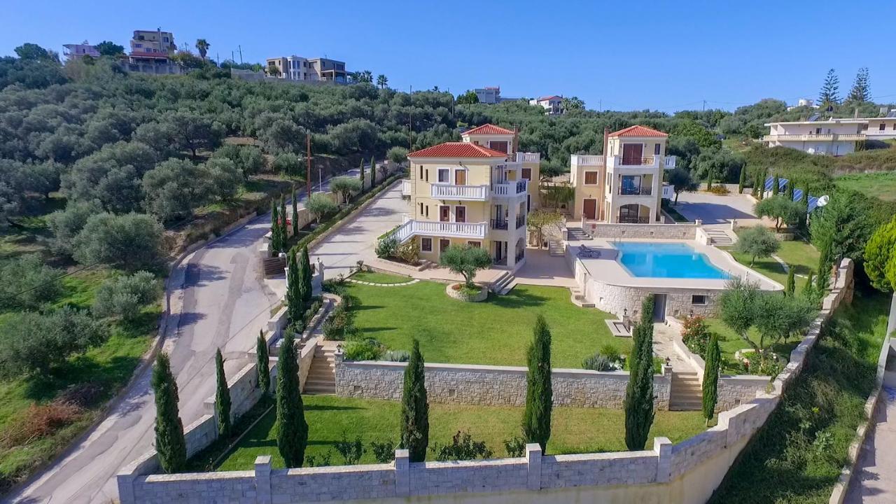Casa Leone Suites Stalós Eksteriør bilde